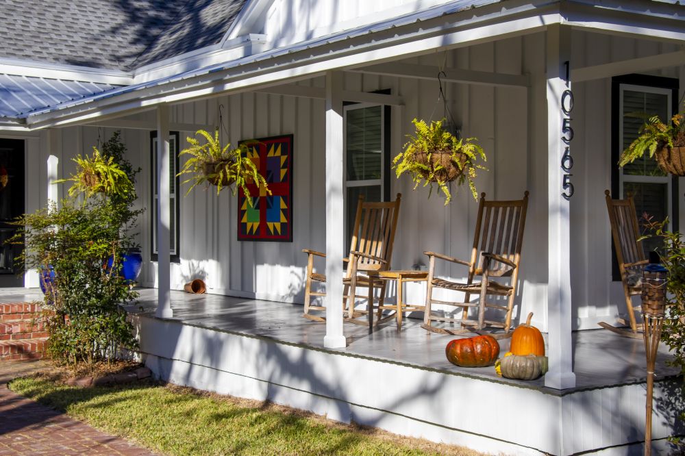 Cost of Front Porch Construction in Camas